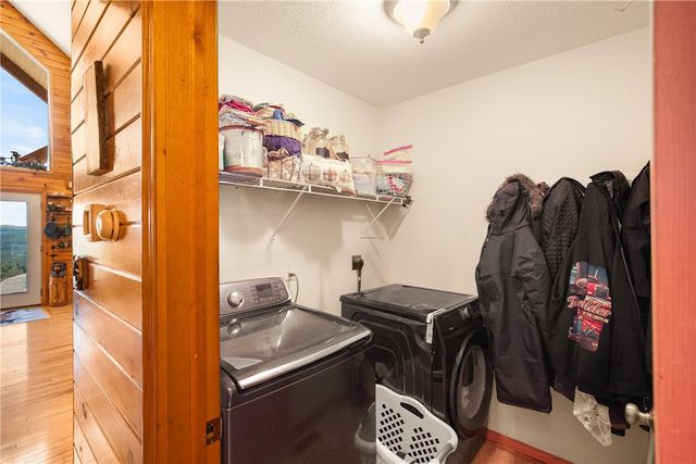 5164 Lincoln Hwy, Quemahoning Twp, PA 15563