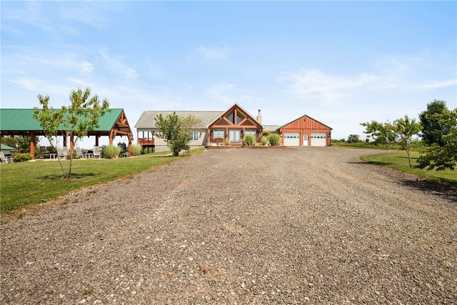 5164 Lincoln Hwy, Quemahoning Twp, PA 15563