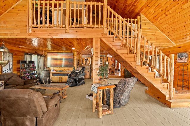 5164 Lincoln Hwy, Quemahoning Twp, PA 15563