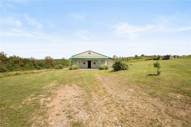 5164 Lincoln Hwy, Quemahoning Twp, PA 15563