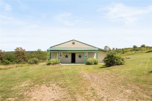 5164 Lincoln Hwy, Quemahoning Twp, PA 15563