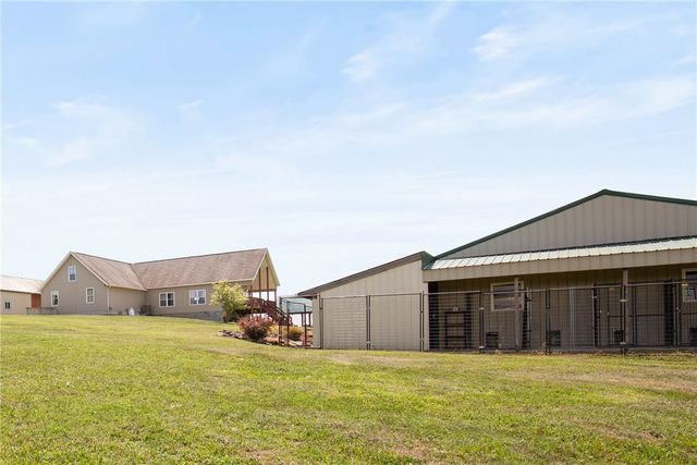 5164 Lincoln Hwy, Quemahoning Twp, PA 15563