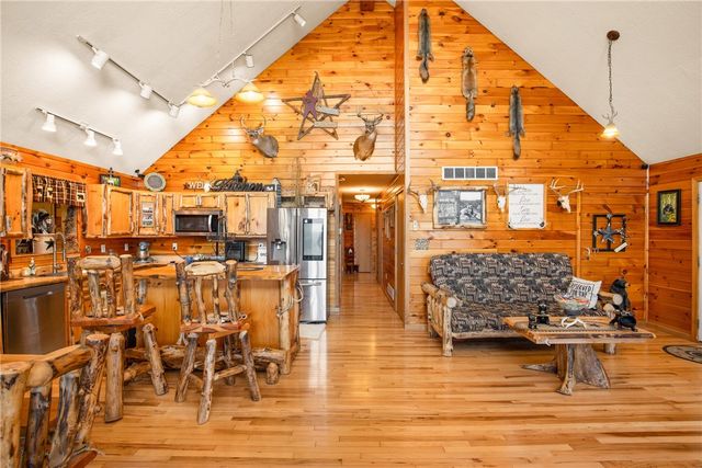 5164 Lincoln Hwy, Quemahoning Twp, PA 15563