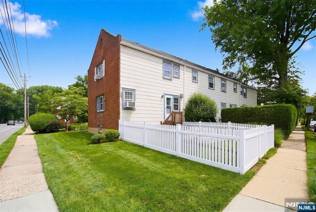 909 River Road 1, Teaneck, NJ 07666