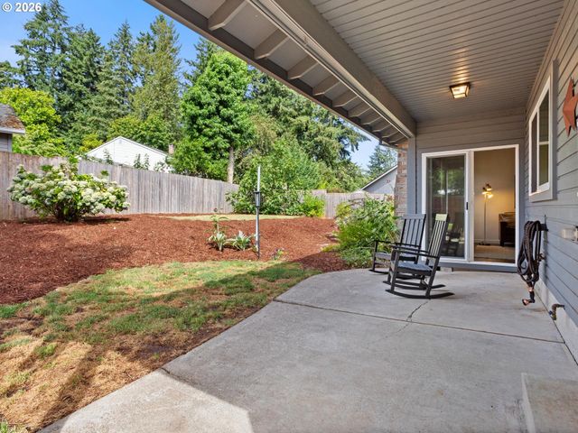 2564 BRONCO Ct, West Linn, OR 97068