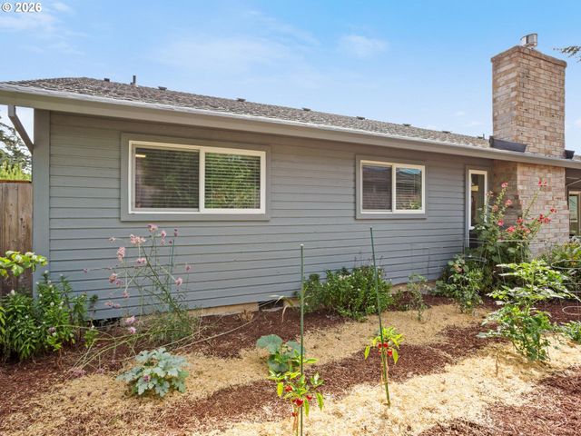 2564 BRONCO Ct, West Linn, OR 97068
