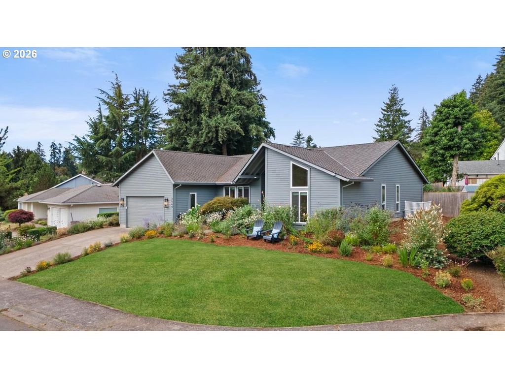 2564 BRONCO Ct, West Linn, OR 97068