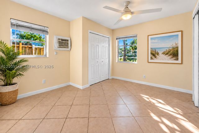 1701 SW 23rd Ave, Fort Lauderdale, FL 33312