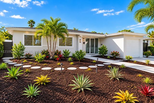 1701 SW 23rd Ave, Fort Lauderdale, FL 33312