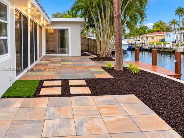 1701 SW 23rd Ave, Fort Lauderdale, FL 33312