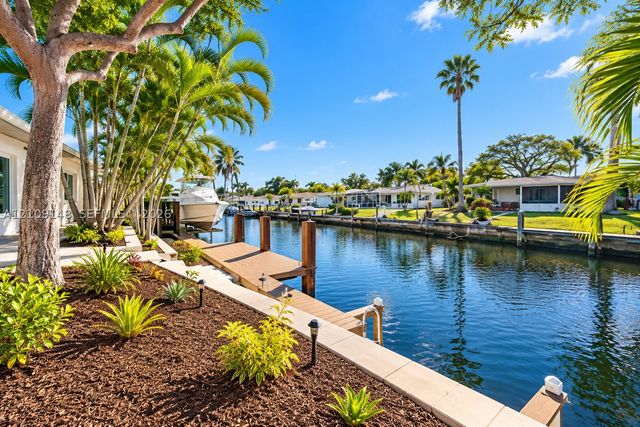 1701 SW 23rd Ave, Fort Lauderdale, FL 33312