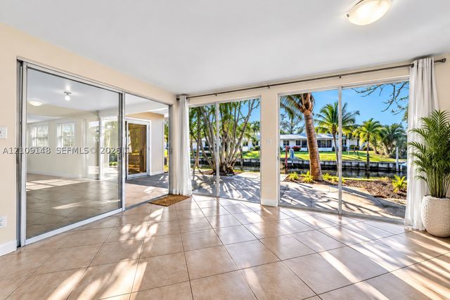 1701 SW 23rd Ave, Fort Lauderdale, FL 33312