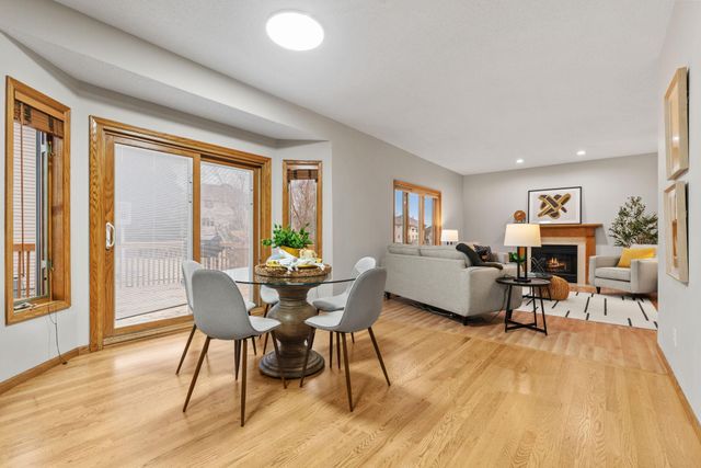 4290 Cottonwood Lane N, Plymouth, MN 55441