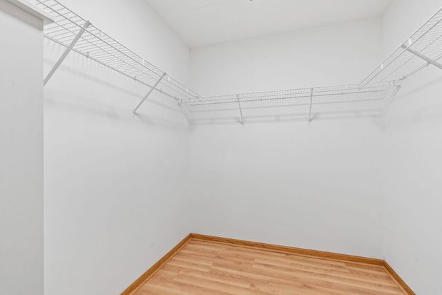 4290 Cottonwood Lane N, Plymouth, MN 55441