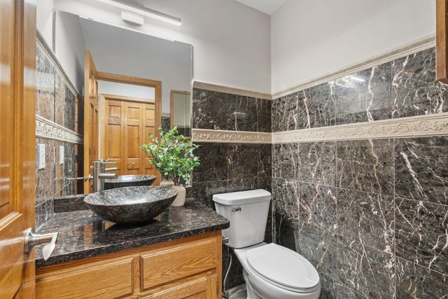 4290 Cottonwood Lane N, Plymouth, MN 55441