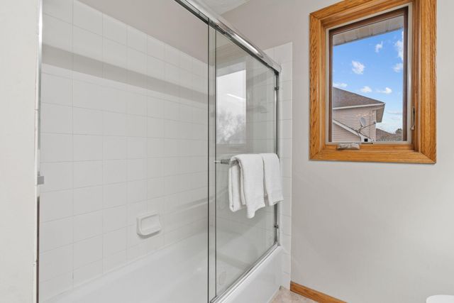 4290 Cottonwood Lane N, Plymouth, MN 55441