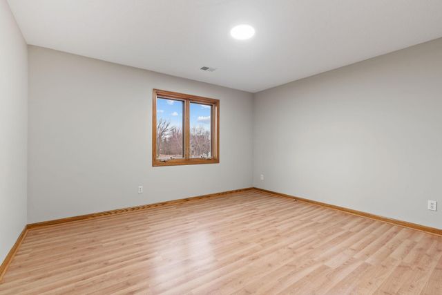 4290 Cottonwood Lane N, Plymouth, MN 55441