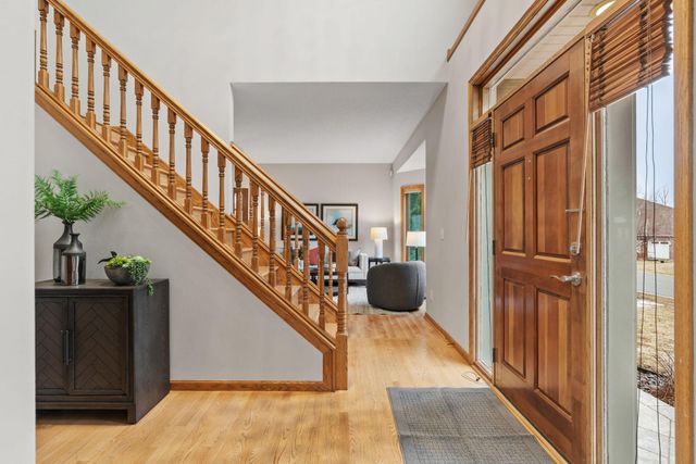 4290 Cottonwood Lane N, Plymouth, MN 55441