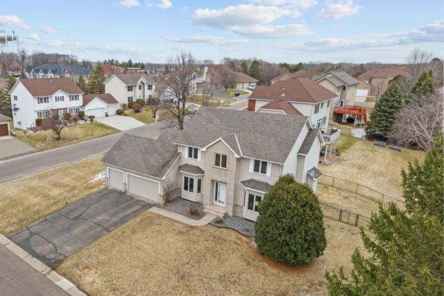 4290 Cottonwood Lane N, Plymouth, MN 55441