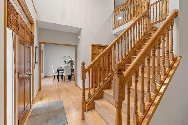 4290 Cottonwood Lane N, Plymouth, MN 55441