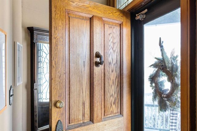 403 S CHURCH STREET, Neenah, WI 54956