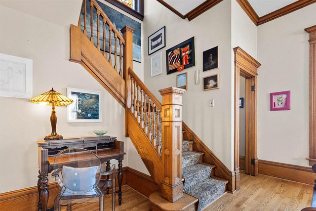 403 S CHURCH STREET, Neenah, WI 54956