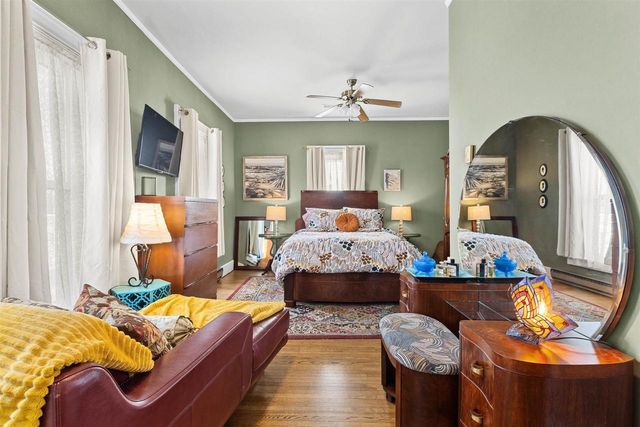 403 S CHURCH STREET, Neenah, WI 54956