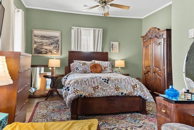 403 S CHURCH STREET, Neenah, WI 54956