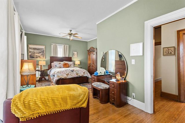 403 S CHURCH STREET, Neenah, WI 54956