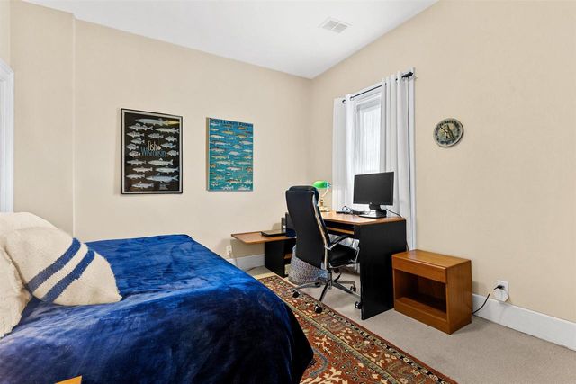 403 S CHURCH STREET, Neenah, WI 54956