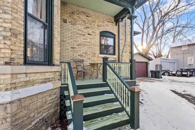 403 S CHURCH STREET, Neenah, WI 54956