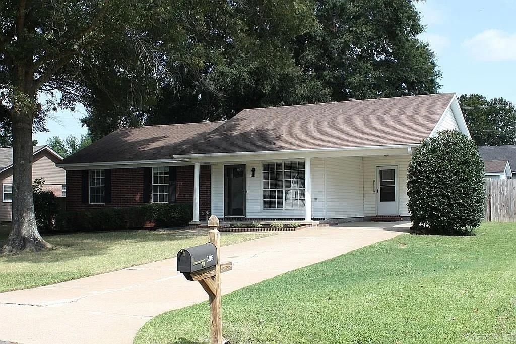 606 Sandy Drive, Beebe, AR 72012