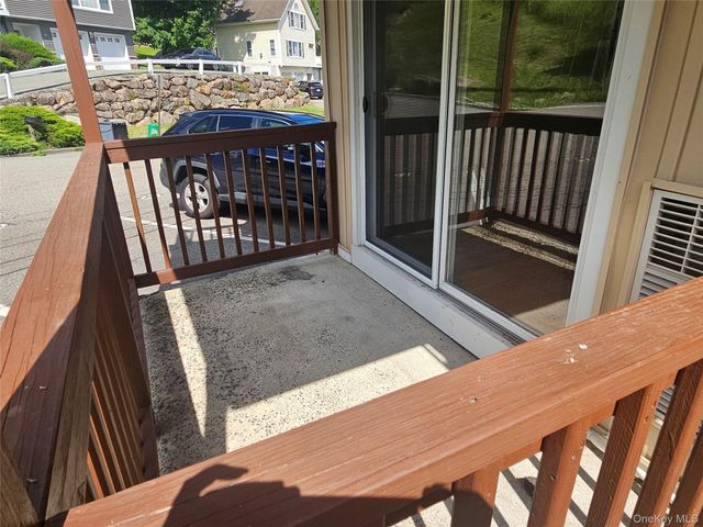 18 Pavilion Ridge Way 1, Suffern, NY 10901