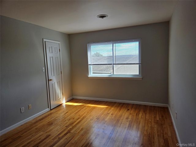 18 Pavilion Ridge Way 1, Suffern, NY 10901