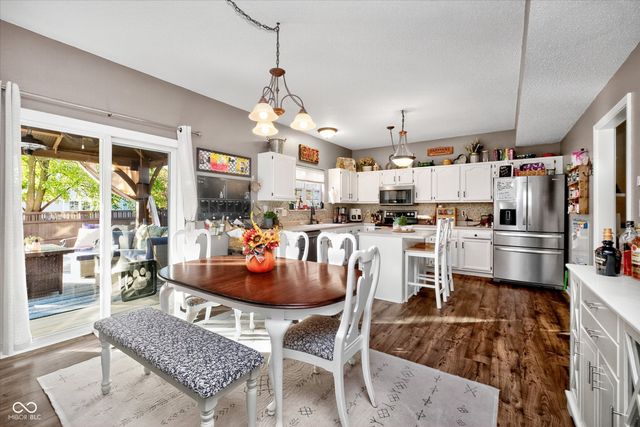 12304 Rambling Road, Fishers, IN 46037