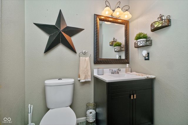 12304 Rambling Road, Fishers, IN 46037