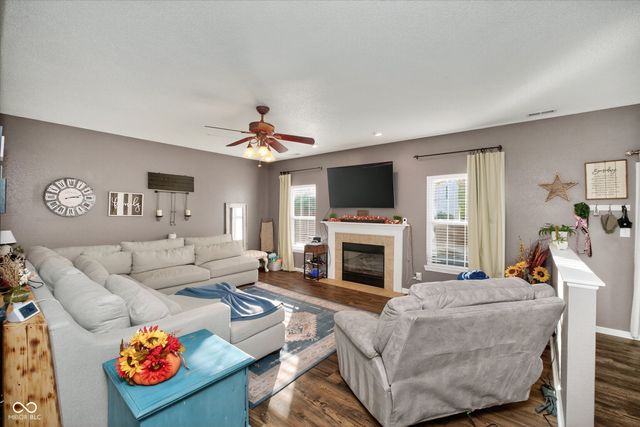 12304 Rambling Road, Fishers, IN 46037