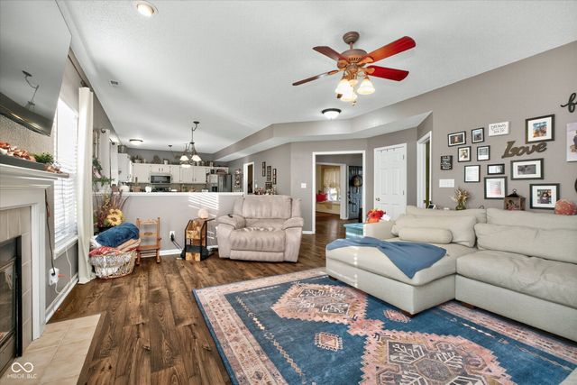 12304 Rambling Road, Fishers, IN 46037