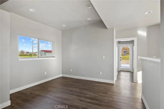 25245 2nd Avenue, Los Molinos, CA 96055