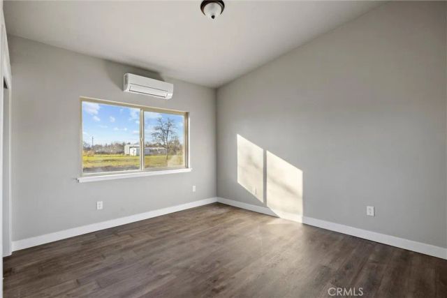 25245 2nd Avenue, Los Molinos, CA 96055