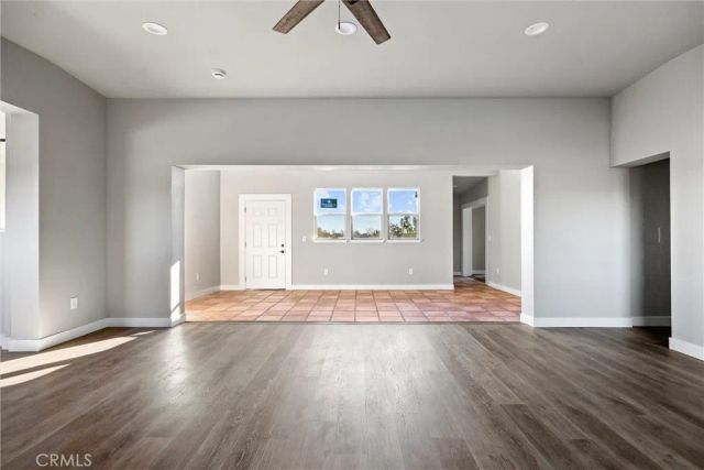 25245 2nd Avenue, Los Molinos, CA 96055