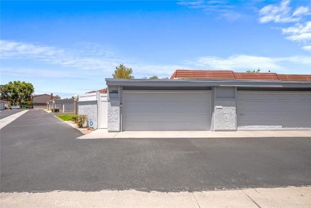 11257 Amelia Way, Cypress, CA 90630