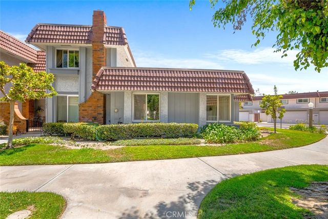 11257 Amelia Way, Cypress, CA 90630