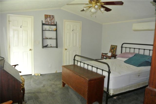 34 Kelly Lane, Coventry, RI 02816