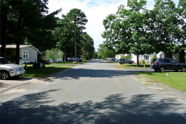 34 Kelly Lane, Coventry, RI 02816