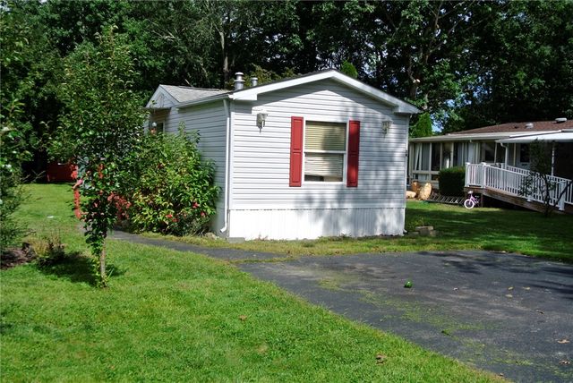 34 Kelly Lane, Coventry, RI 02816