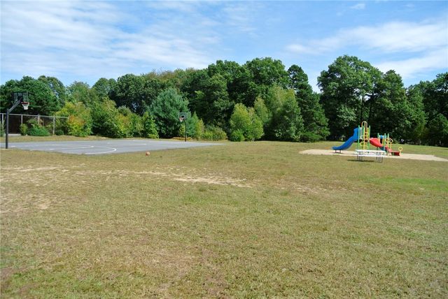 34 Kelly Lane, Coventry, RI 02816