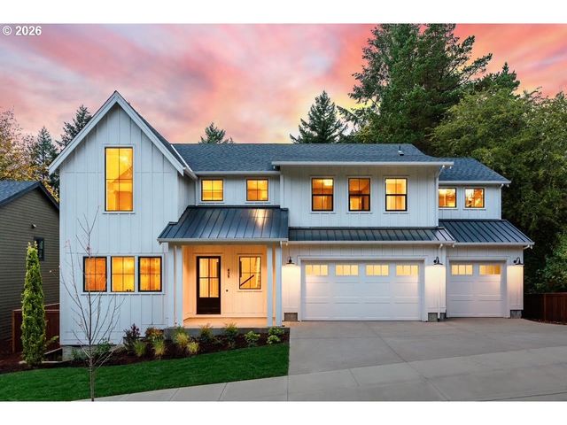 4630 Se SWEETBRIAR Rd, Troutdale, OR 97060