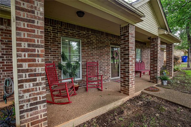 6400 Avon Drive, Waco, TX 76708
