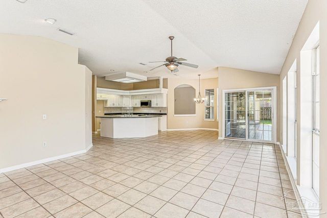 1175 Mary Kate Dr, Gulf Breeze, FL 32563